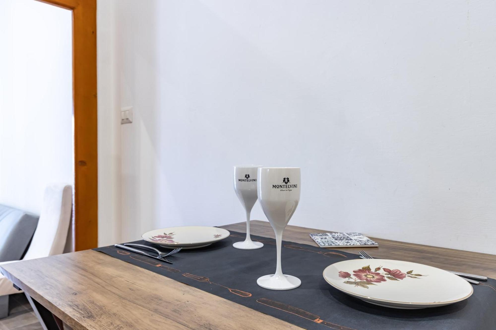 San Nicola Apartments By Rentbeat Bari Ngoại thất bức ảnh