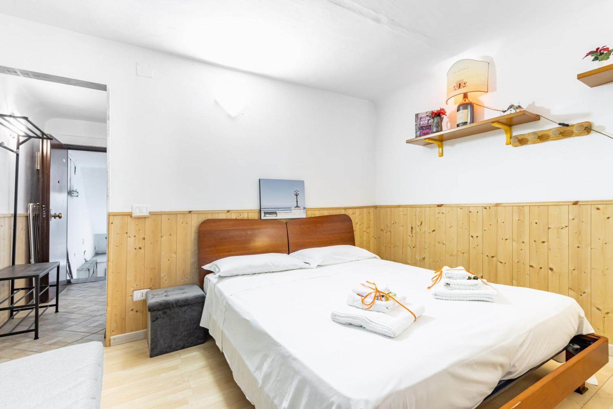 San Nicola Apartments By Rentbeat Bari Ngoại thất bức ảnh