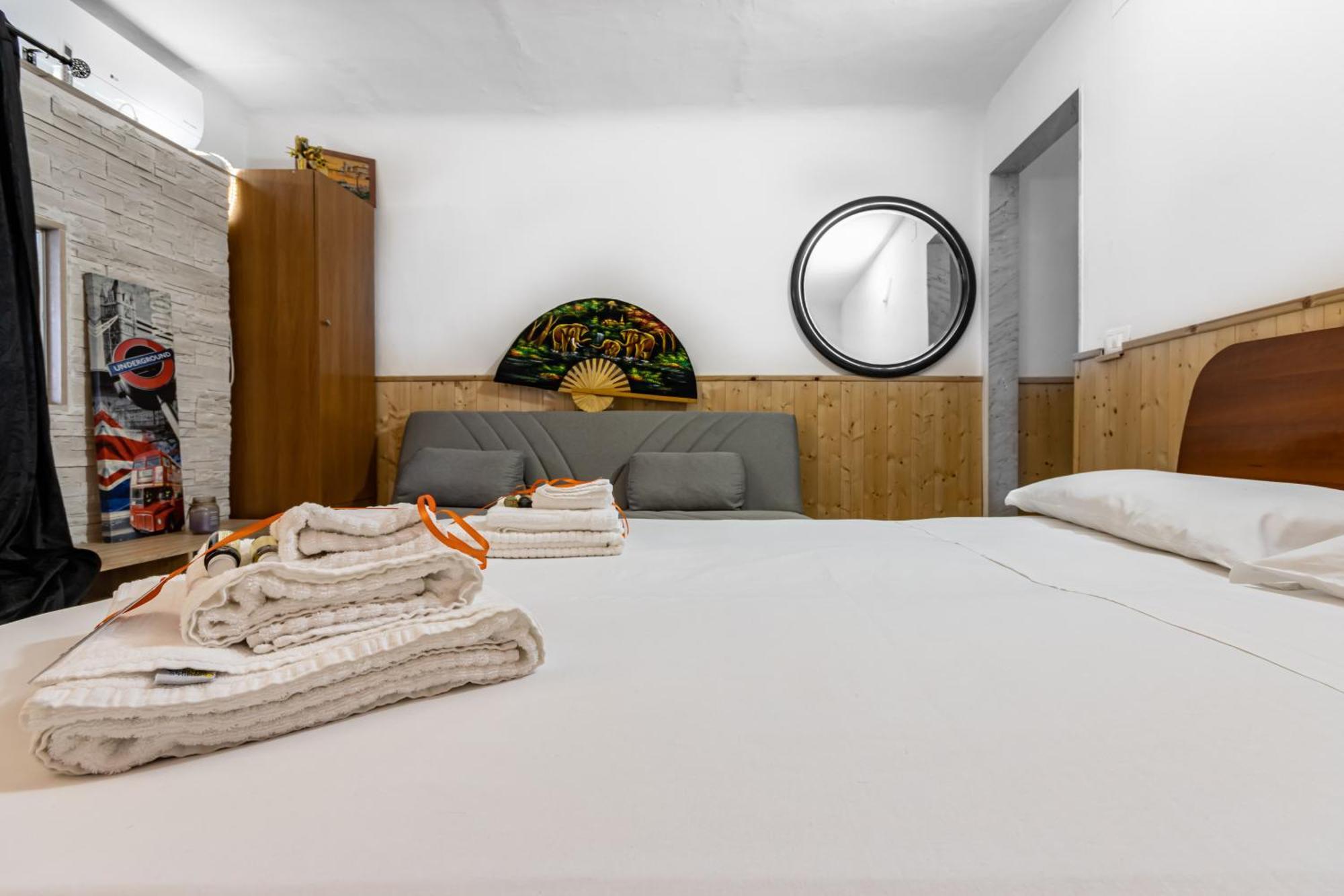 San Nicola Apartments By Rentbeat Bari Ngoại thất bức ảnh
