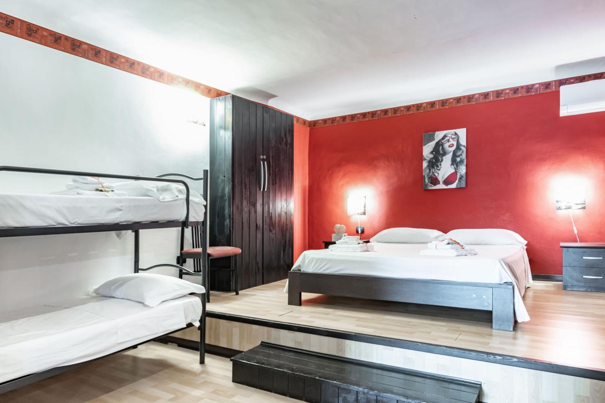 San Nicola Apartments By Rentbeat Bari Ngoại thất bức ảnh