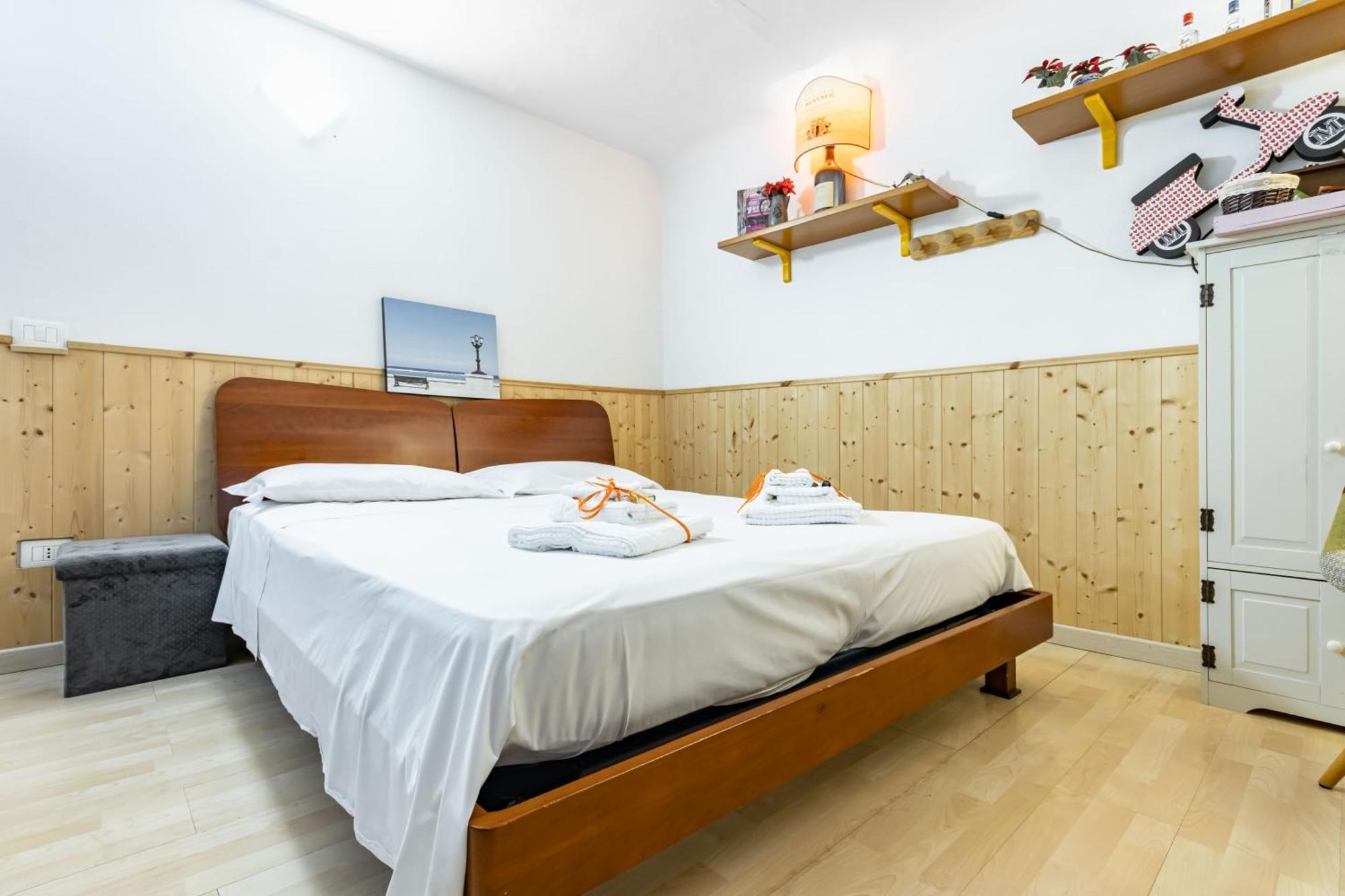San Nicola Apartments By Rentbeat Bari Ngoại thất bức ảnh